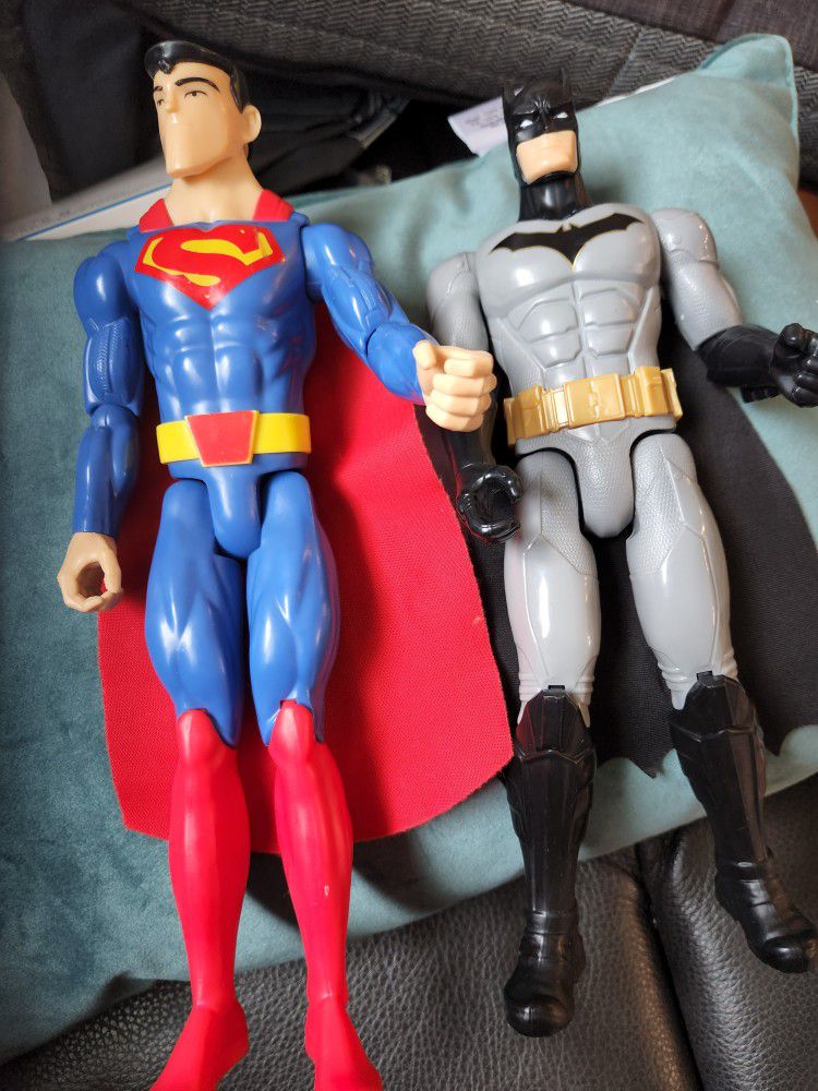 Batman And Super Man DC Hero Figures 