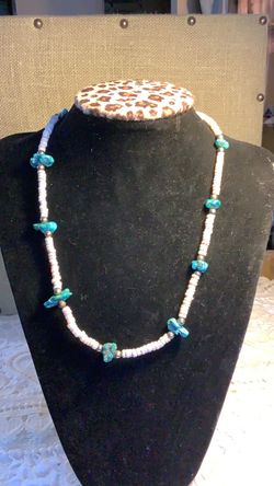 Vintage southwestern, Heishi shell and genuine, turquoise nugget necklace vibrant Boho