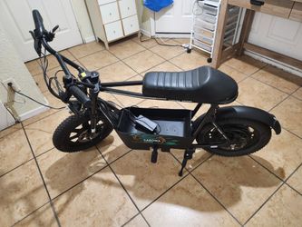 Caroma scooter