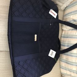 Vera Bradley New Navy Quilted Duffel Bag And Makeup Bag 