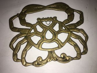 Metal crab trivet & decoration
