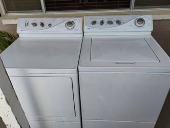 Maytag Washer And Dryer 