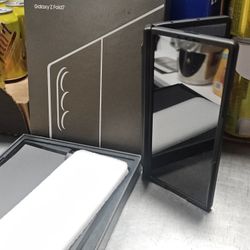 Samsung Z Fold 7 256gb NEW NEVER USED 