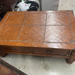  Cocktail Table Beaded 