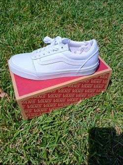 New White Vans Mens Size 9