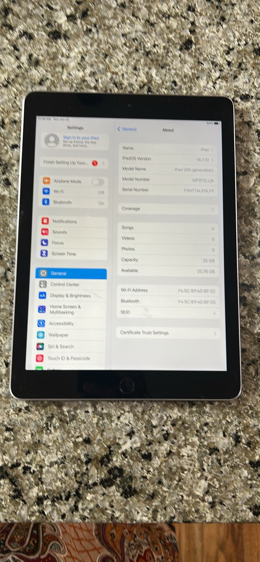 iPad 5th Gen 32gb WiFi Only