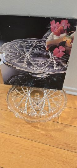 Brand New Mikasa Crystal Pedastal Cake Platter