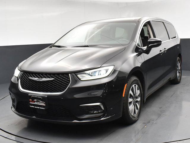 2022 Chrysler Pacifica Hybrid