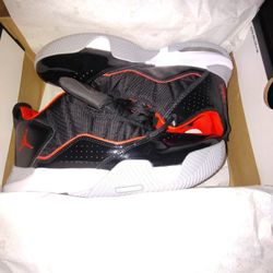 Jordan Stay Loyal Size 9.5