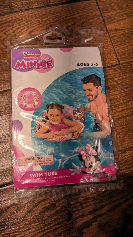 Minnie Mouse Float