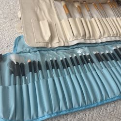 Make up brushes