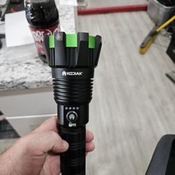 Kodiak Flashlight 15000 Lumens 