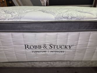King Robb & Stucky mattress