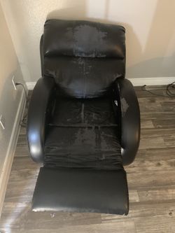 3 piece couch and recliners