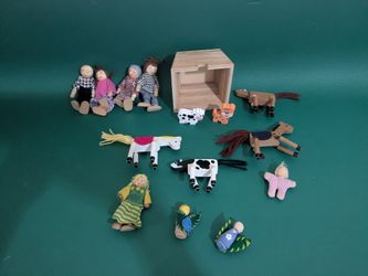 Old fashioned doll set