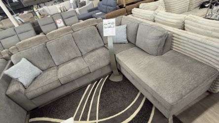 Light Grey 2Pc Sectional 