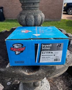 Pro-Twist SDZ114 Drywall Screws – 6 x 1-1/4" – 8,000 Pieces – New