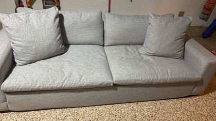 Living Spaces 96” Sofa