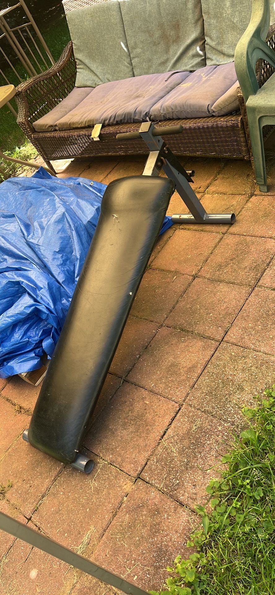 Decline weight lifting ab bench