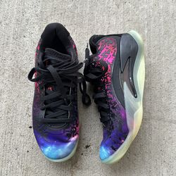 Nike Zion 3 Big Kids' Basketball Shoes size 5Y