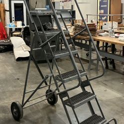 Rolling Ladder