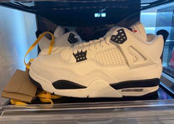 Air Jordan 4 Retro ‘Military Black’ Sneakers