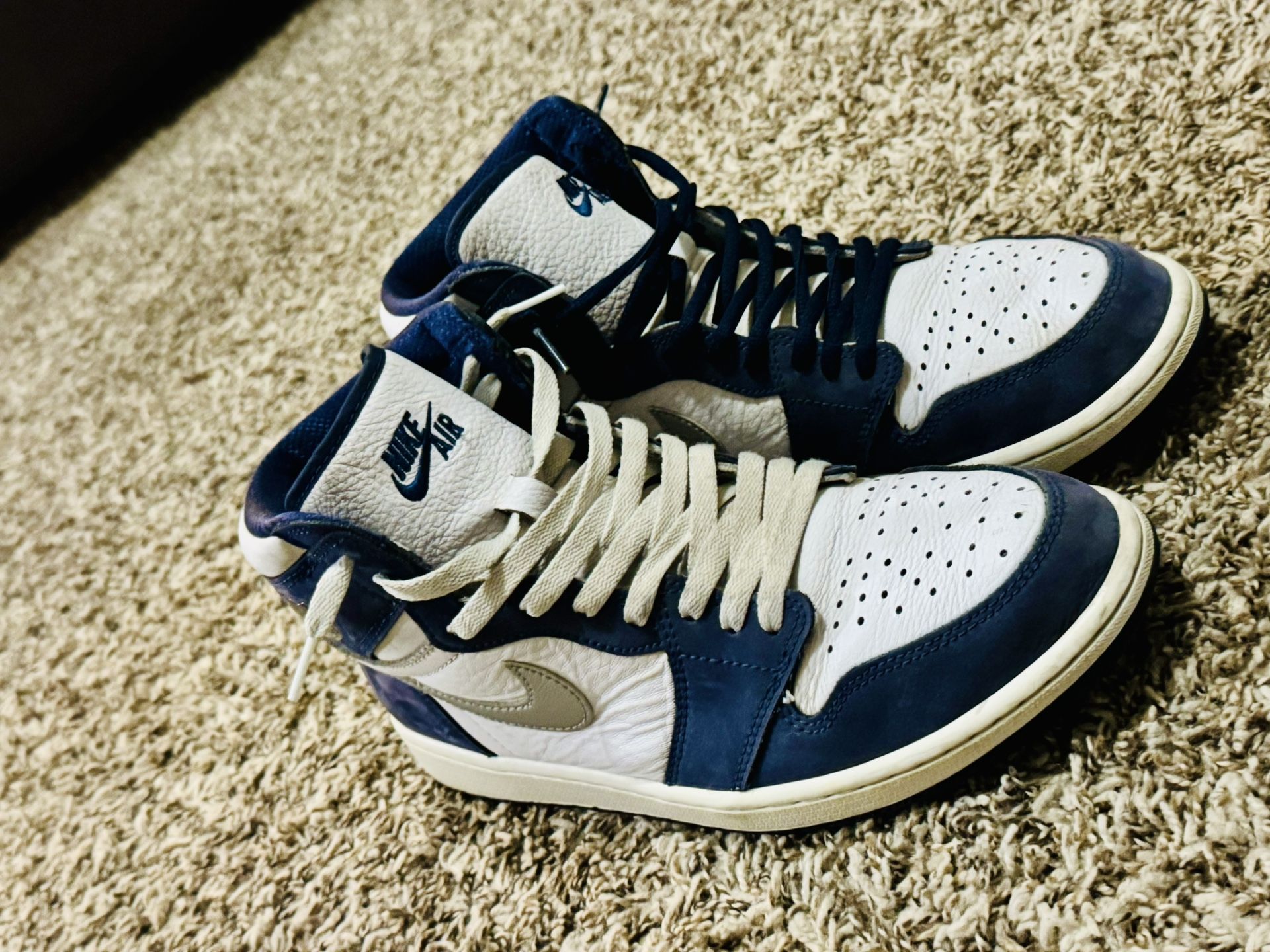 Air Jordan 1 Retro High ‘Midnight Navy’