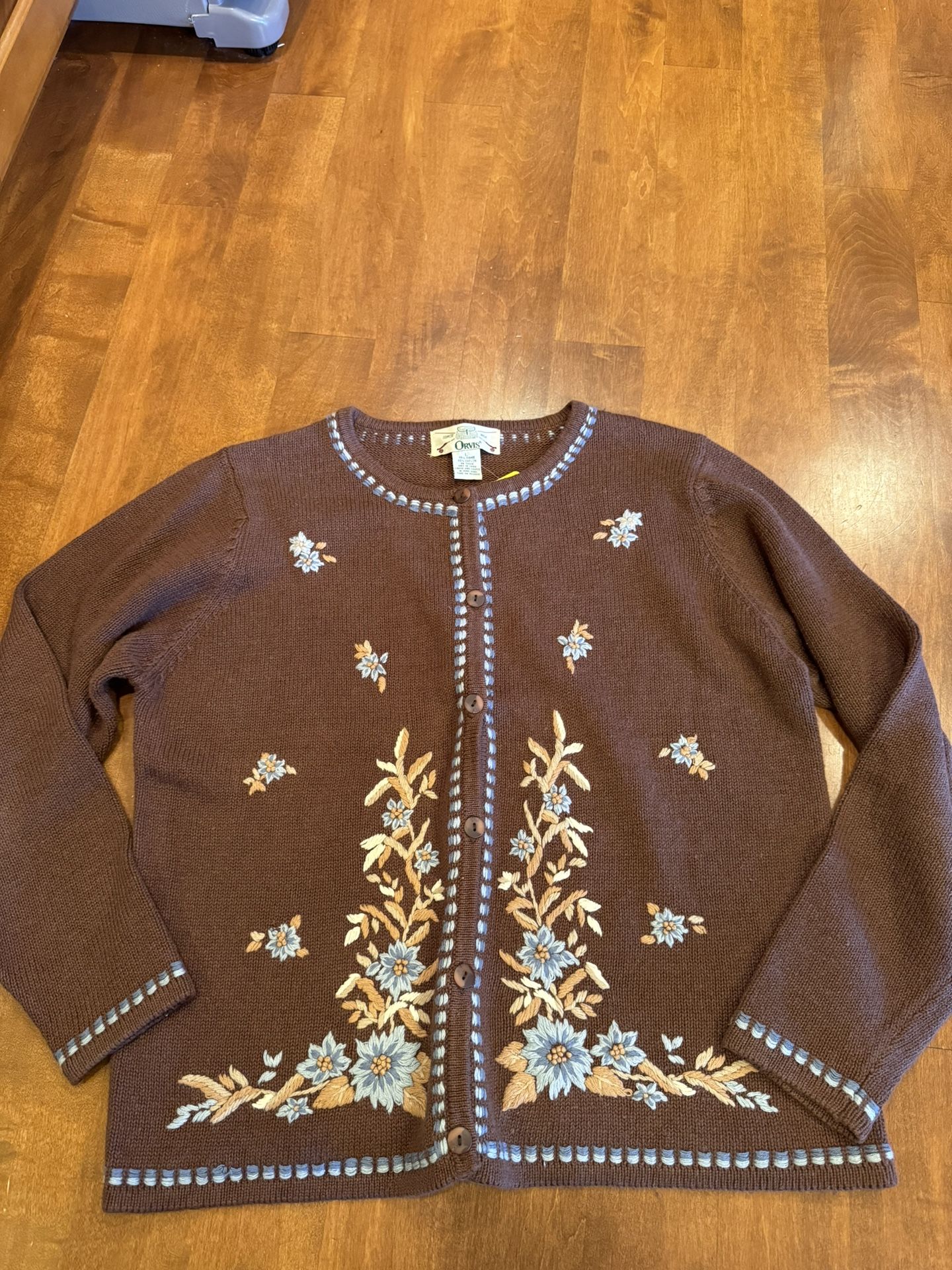 Woman’s vintage Orvis floral cardigan shipping available