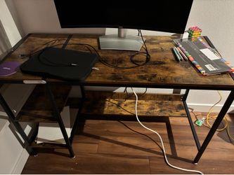 Selling desk