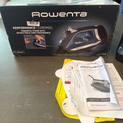 Rowenta Performance+ Cordreel Steam Iron 1700W