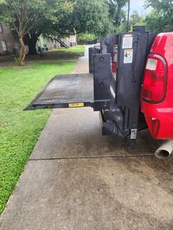 Truck lift