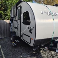 2019 R Pod Forest River Edition