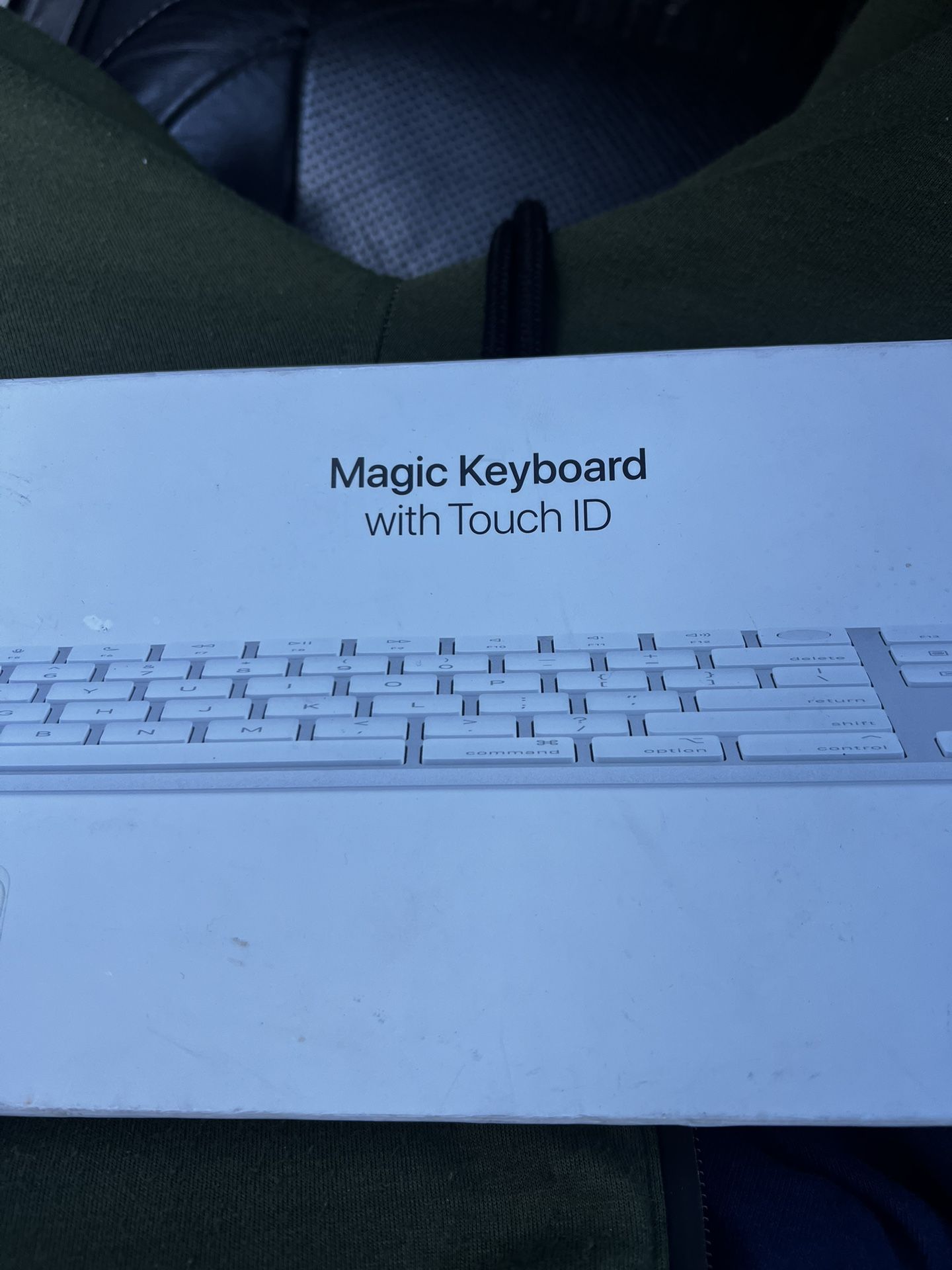 Magic keyboard for MacBook or Mac desktop