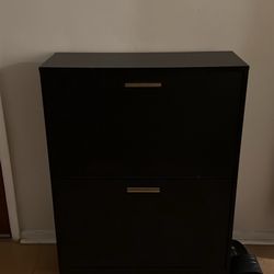 Shoe storage cabinet 
