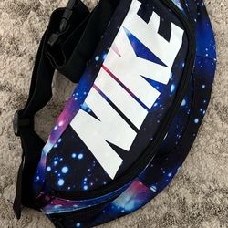 Nike Galaxy Fanny Pack / Cross body Bag 
