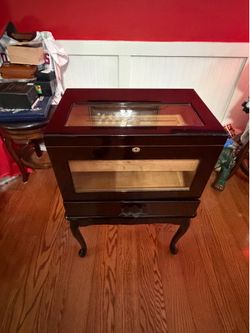 Humidor Floor standing