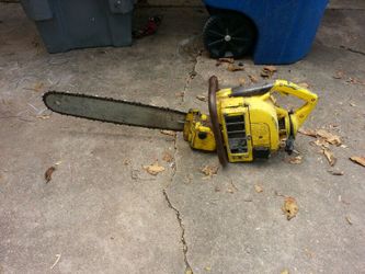 McCulloch 35 gas saw/all metal case