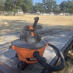 6 Gallon Shop Vaccum!