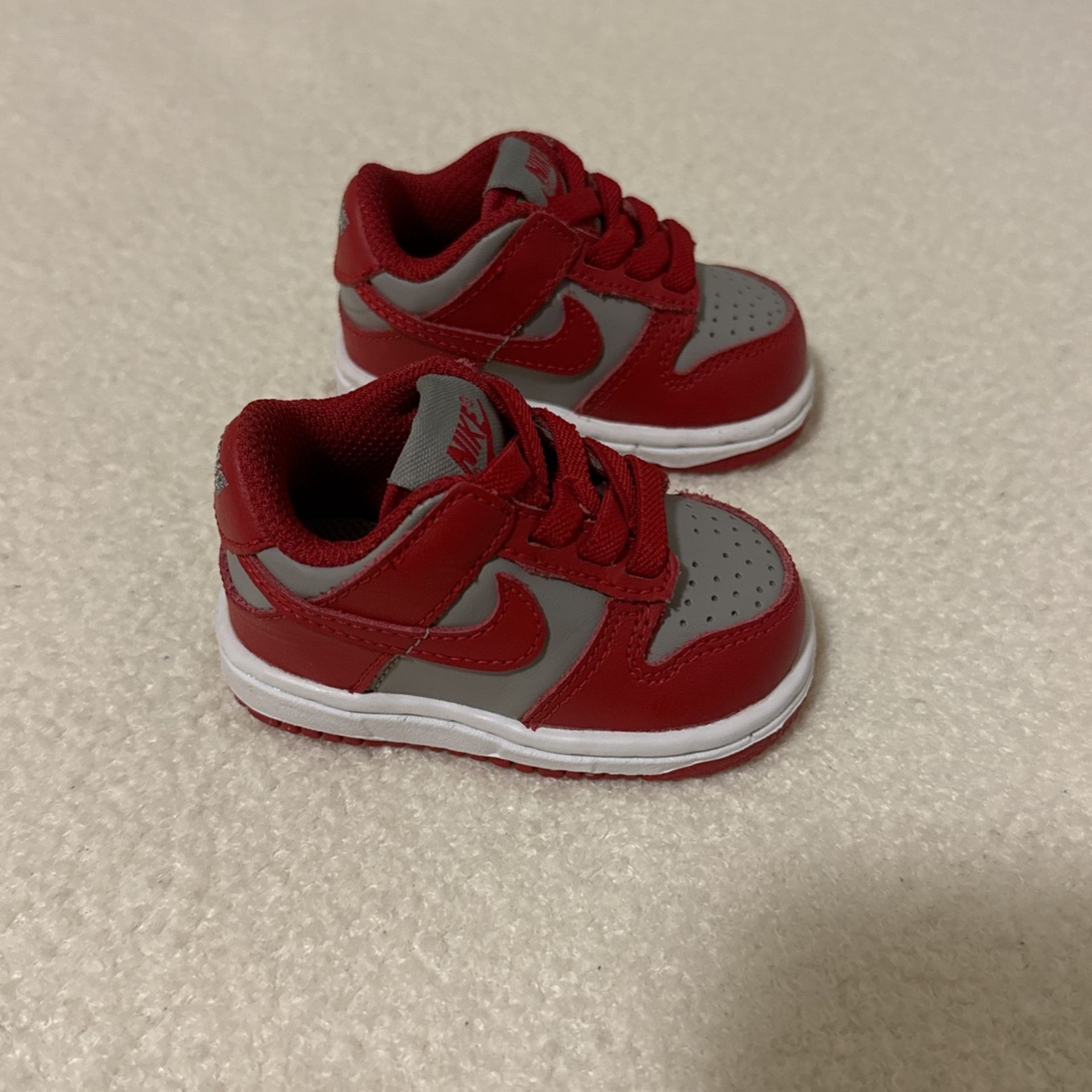 Nike dunks baby shoes