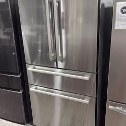 Bosch 800 Counter Depth Refrigerator 