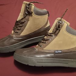 NAUTICA boots, size 11