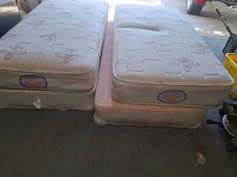 2 piece twin/single bed