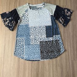 Blue And White Animal Print Size Large