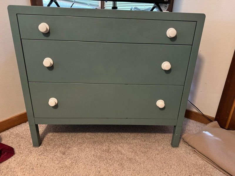Dresser
