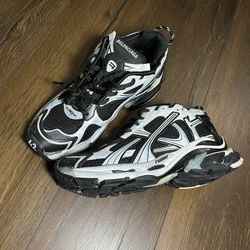 π₯ Balenciaga Runner Sneakers β Black & Silver Street Luxe π₯
