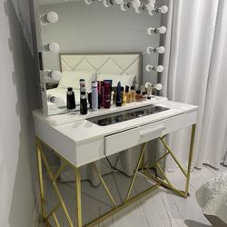 table and mirror  vanity