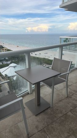 Outdoor Table Set - Like New