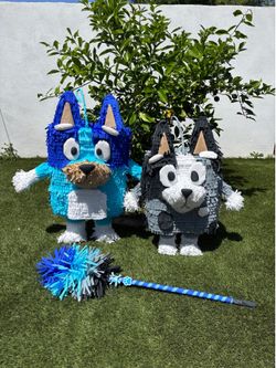 Bluey and muffin piñatas