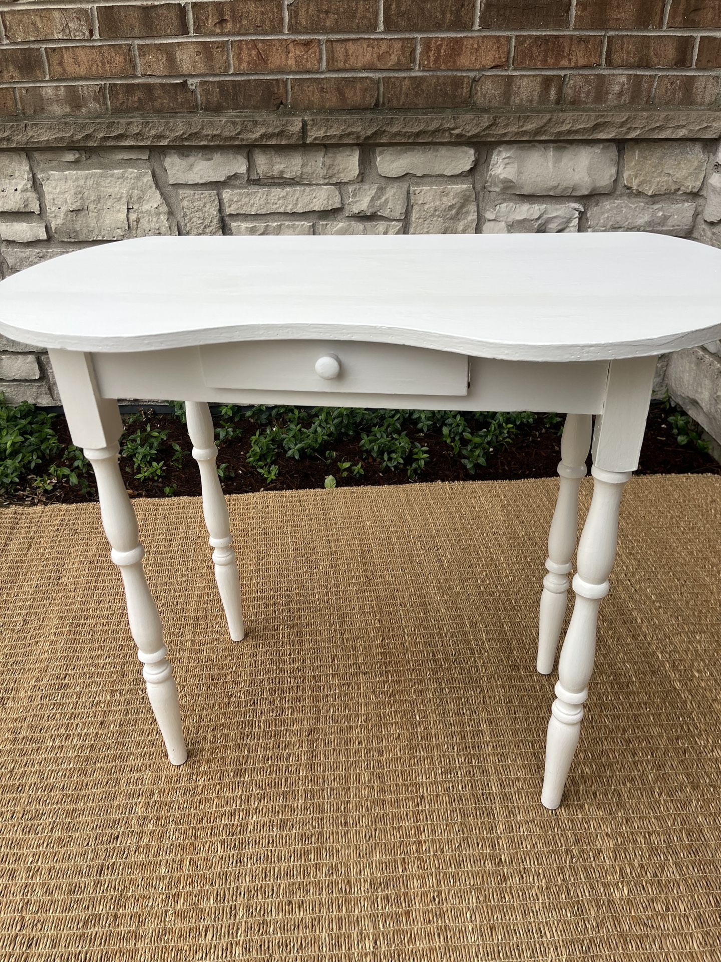 Vintage Vanity Table