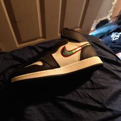 Nikes. Size 7y